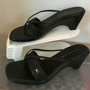 🔥TOMMY HILFIGER SANDAL HEELS